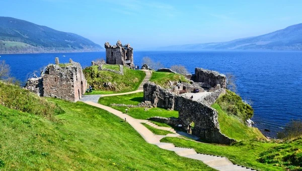 EDINBURGH-PITLOCHRY-INVERNESS-LOCH NESS-FORT AUGUSTUS-GLASGOW